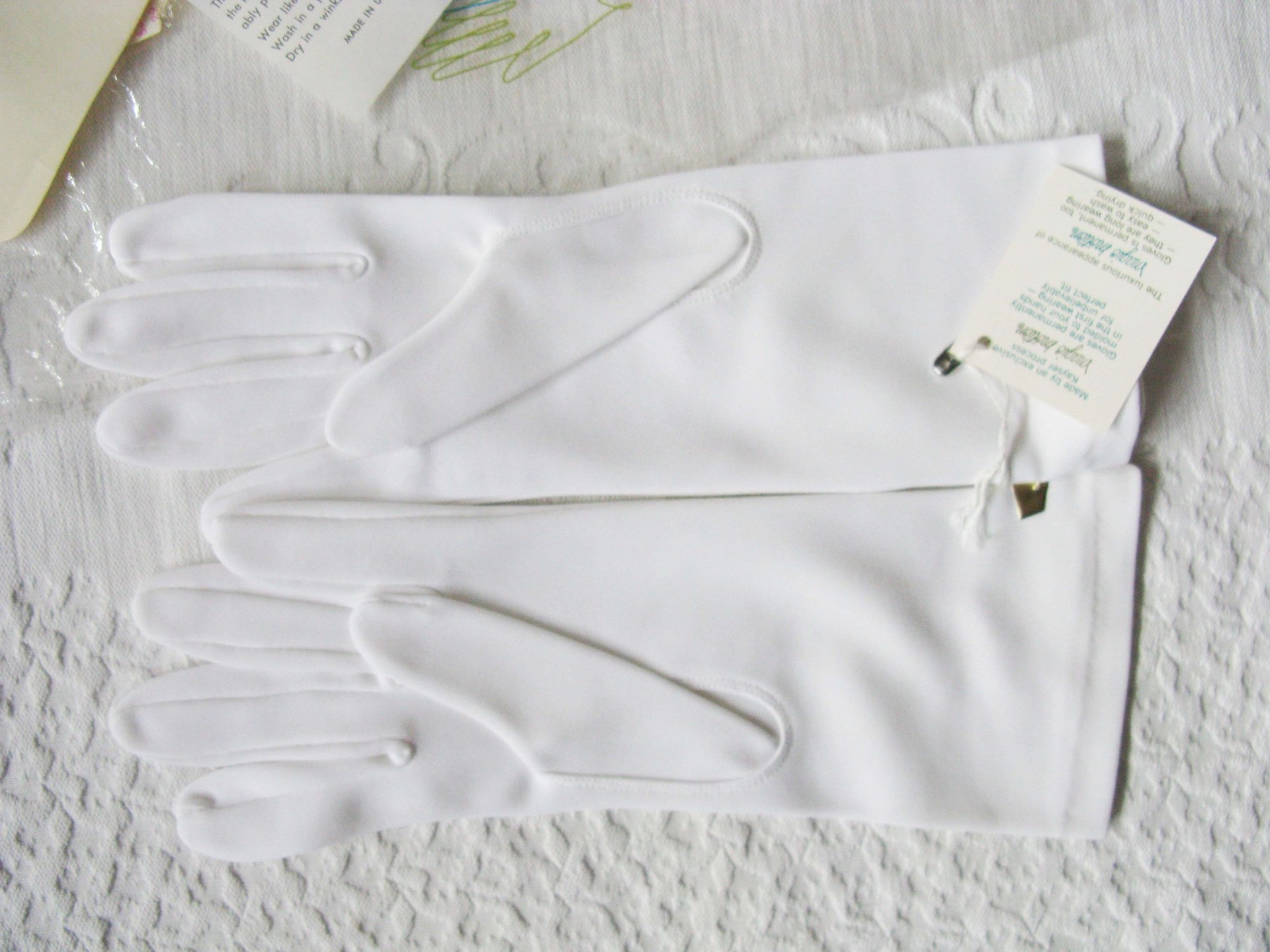 Vintage White Gloves Matinee NOS new Wedding Tea Retro Mid Century Bride Downton Titanic Jane Austen Cosplay  Free Ship  US When Roses Bloom