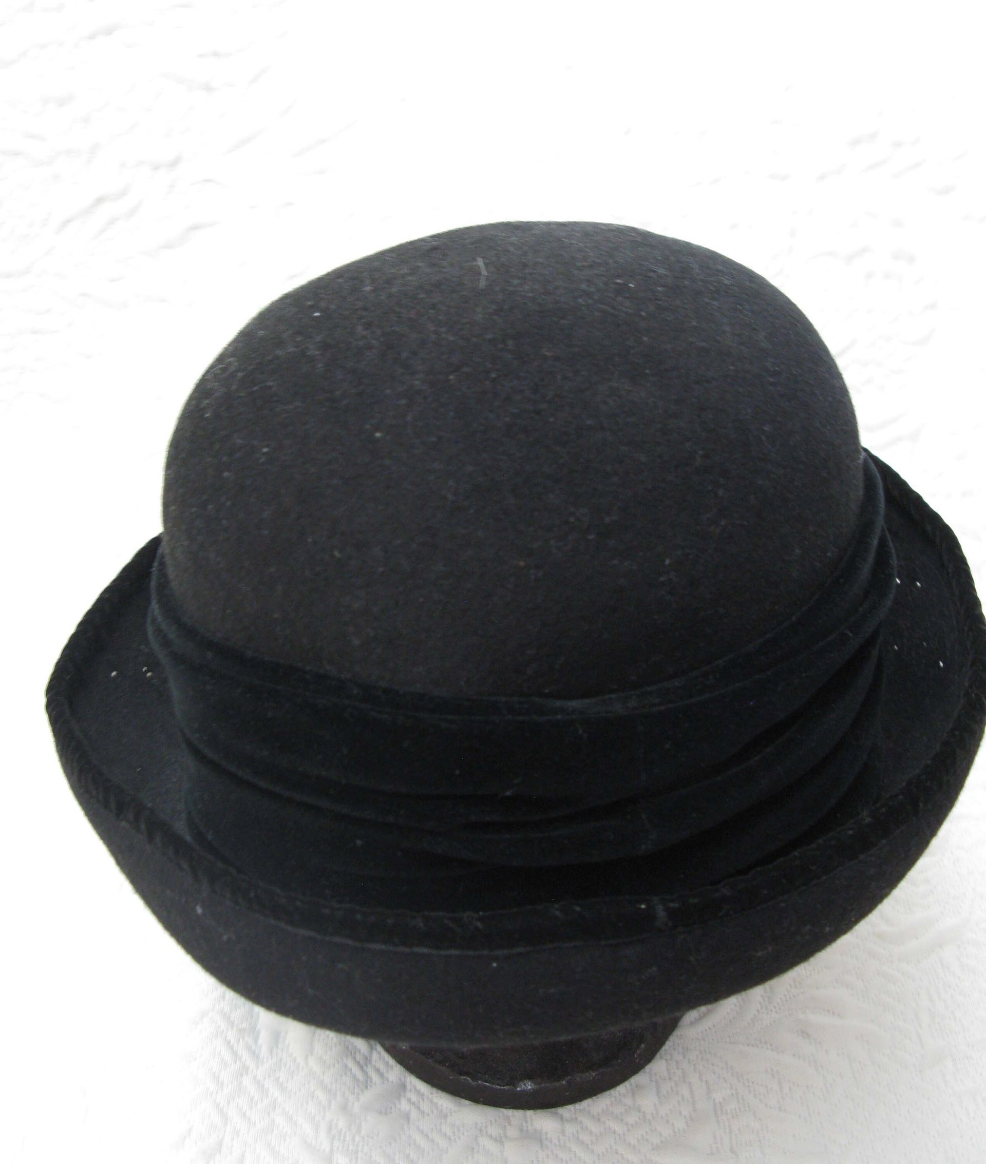 Vintage Hat Black  Cloche Tea Garden Party Eric Javets Retro Elegance Downton Miss Phryne Fisher Gatsby Cosplay Style  WhenRosesBloom