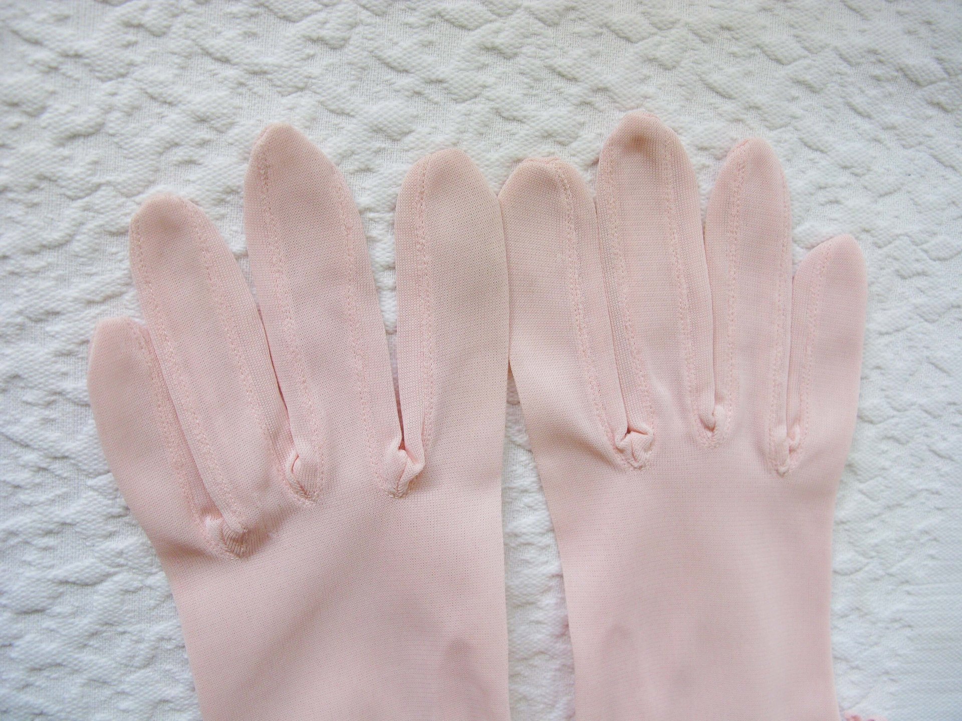 Vintage Pink Gloves Size 6.5 Wedding Tea Party Lunch Date Retro Mid Century Bridal Downton Retro Cosplay Free Ship  US When Roses Bloom
