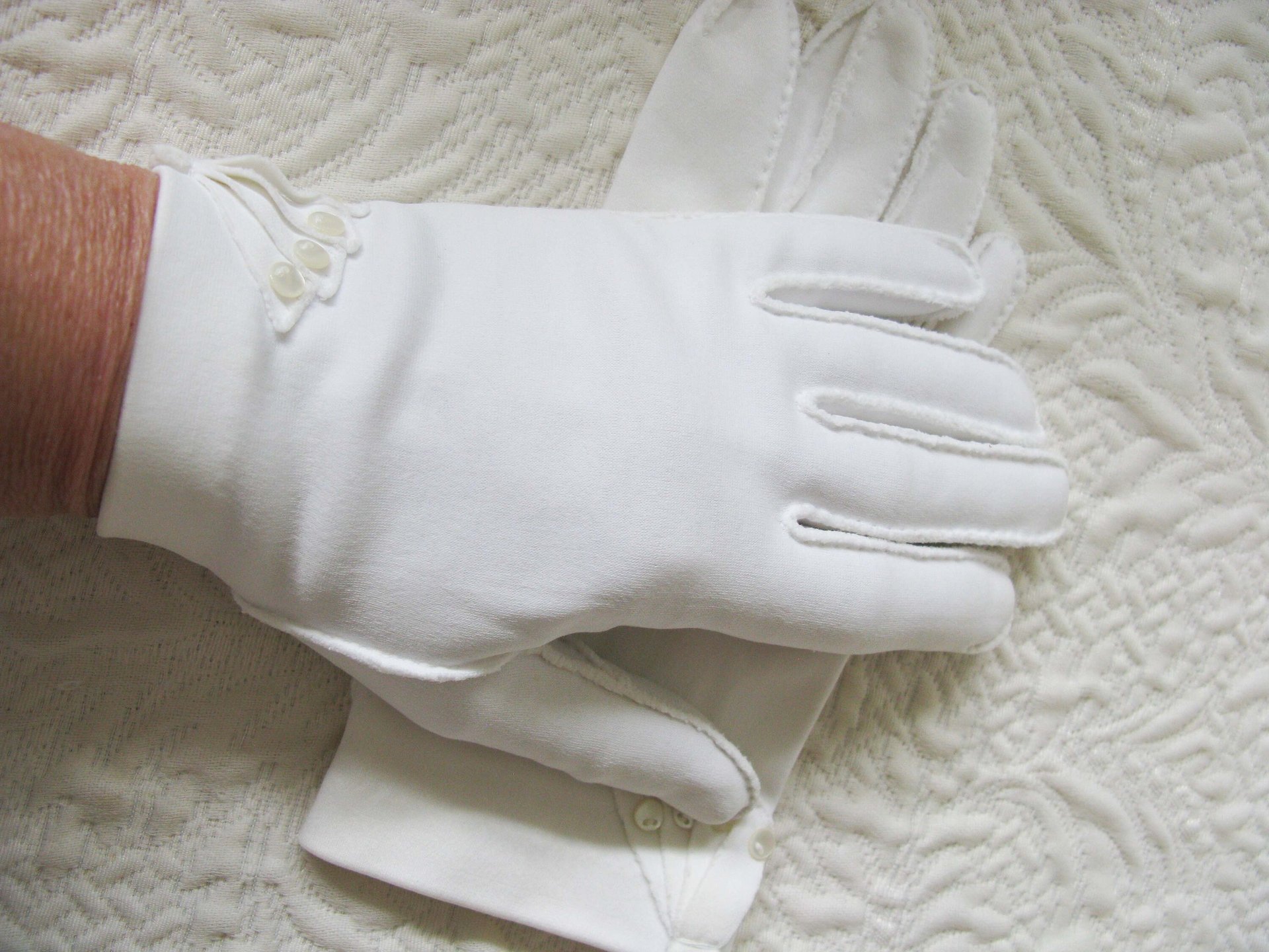 Gloves White Short Retro Vintage Tea Party Elegant Cosplay Downton Miss Fisher Mid Century Style Free Ship US When Roses Bloom