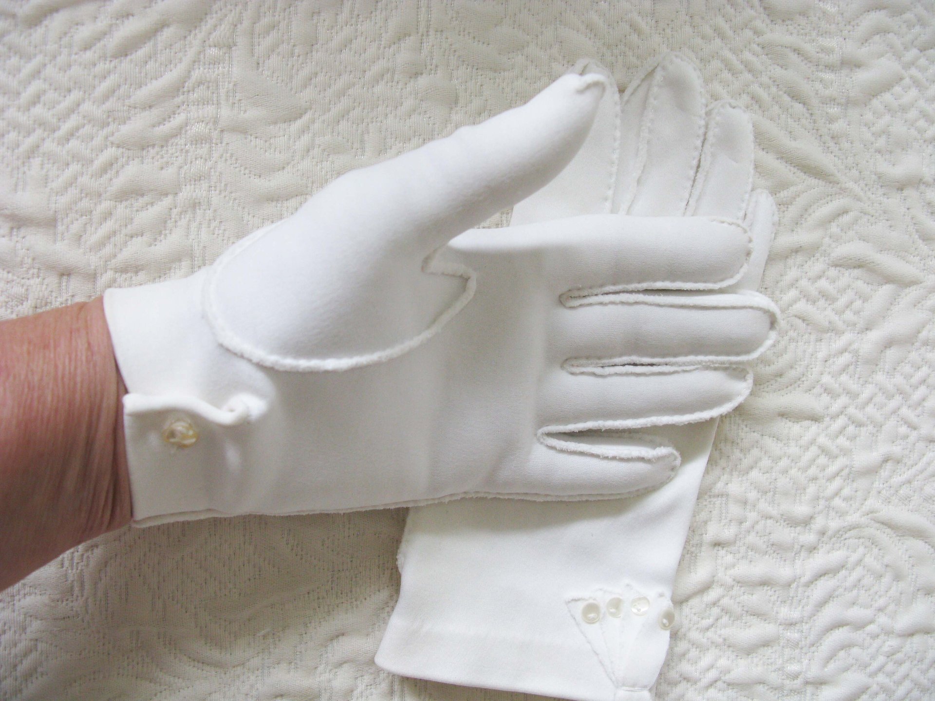 Gloves White Short Retro Vintage Tea Party Elegant Cosplay Downton Miss Fisher Mid Century Style Free Ship US When Roses Bloom
