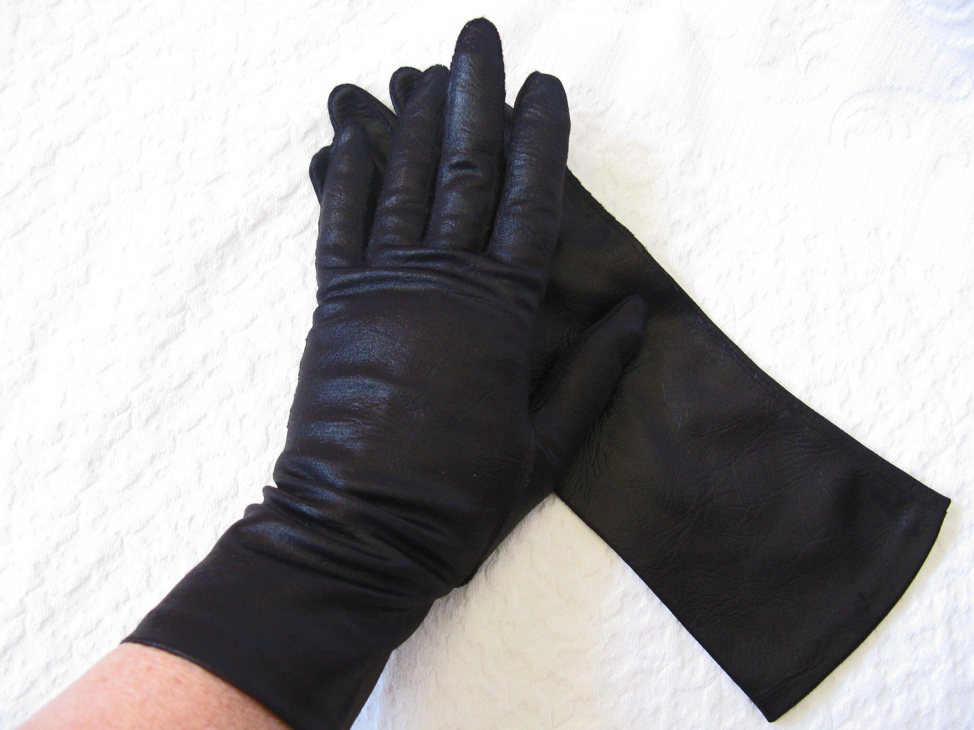 Vintage Gloves Black Sz 6 1/2 Faux Leather Vegan Fabric Elegant Classic Mid Century Mod  Cocktail Party Style  Free Ship US WhenRosesBloom