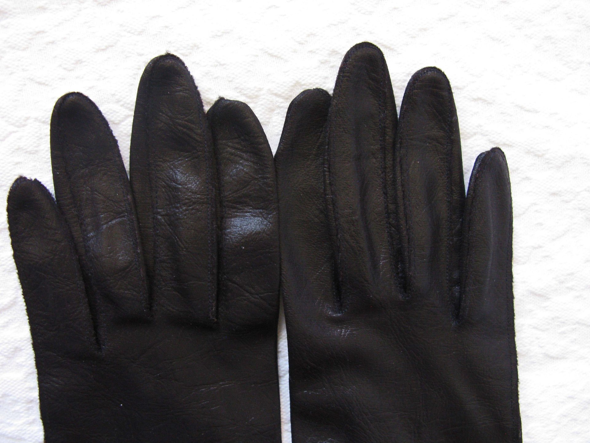 Vintage Gloves Black Sz 6 1/2 Faux Leather Vegan Fabric Elegant Classic Mid Century Mod  Cocktail Party Style  Free Ship US WhenRosesBloom
