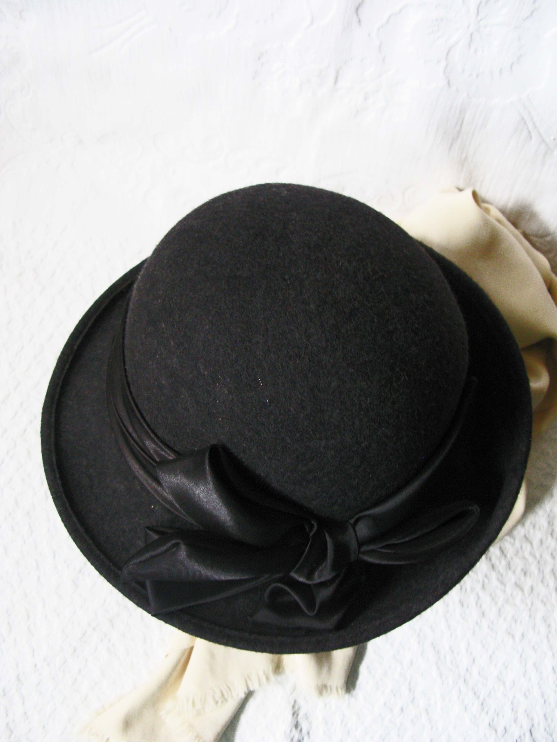 Vintage Hat Gray  Cloche Tea Wedding Garden Party Retro Tailored Elegance Downton Miss Phryne Fisher Gatsby Cosplay Style  WhenRosesBloom