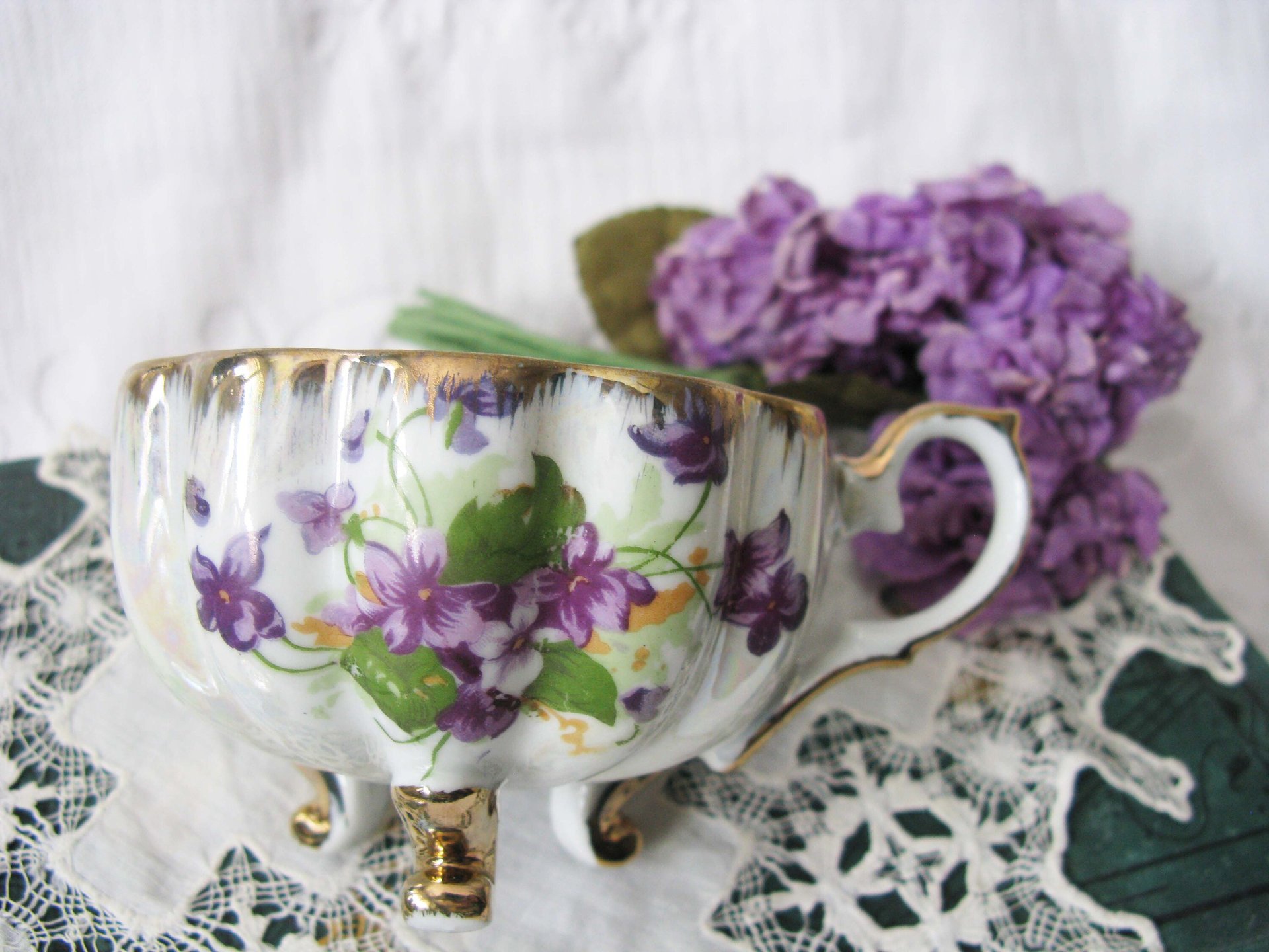 Tea Cup Purple Violets footed Melon Shape Japan Vintage Retro TeaTime Elegant Tea Gift Mid Century Shabby Chic  WhenRosesBloom Classic Tea
