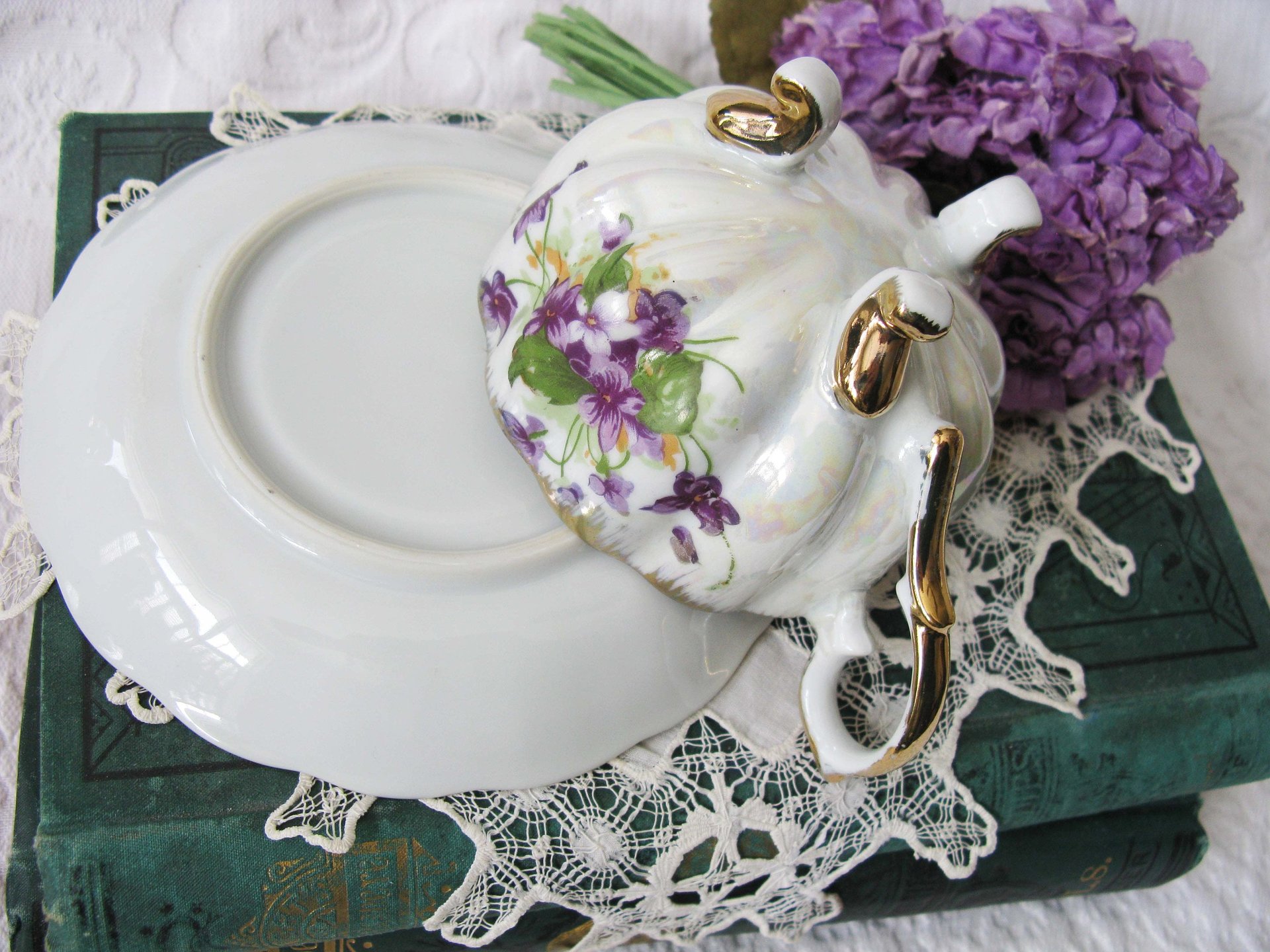 Tea Cup Purple Violets footed Melon Shape Japan Vintage Retro TeaTime Elegant Tea Gift Mid Century Shabby Chic  WhenRosesBloom Classic Tea