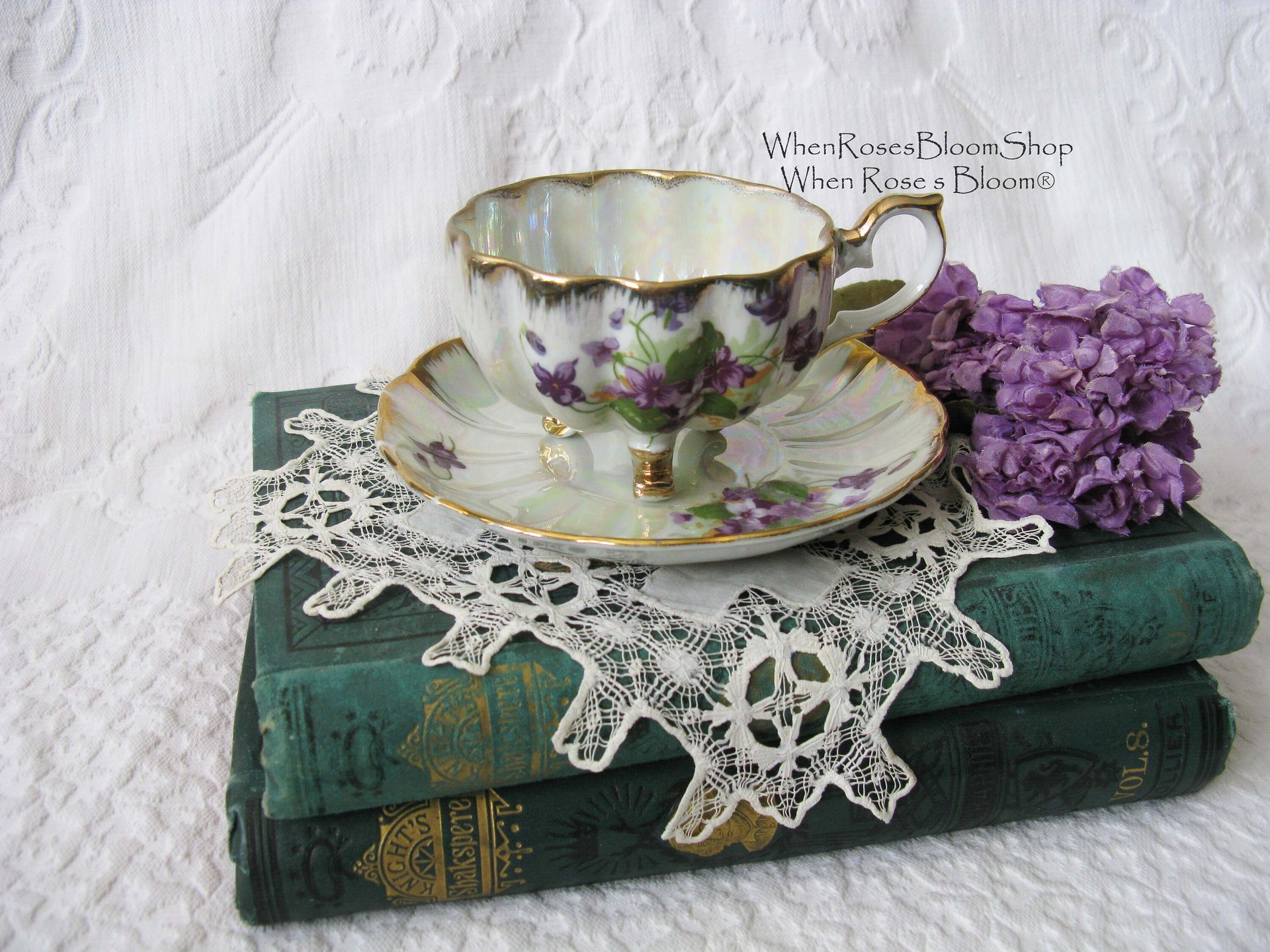 Tea Cup Purple Violets footed Melon Shape Japan Vintage Retro TeaTime Elegant Tea Gift Mid Century Shabby Chic  WhenRosesBloom Classic Tea