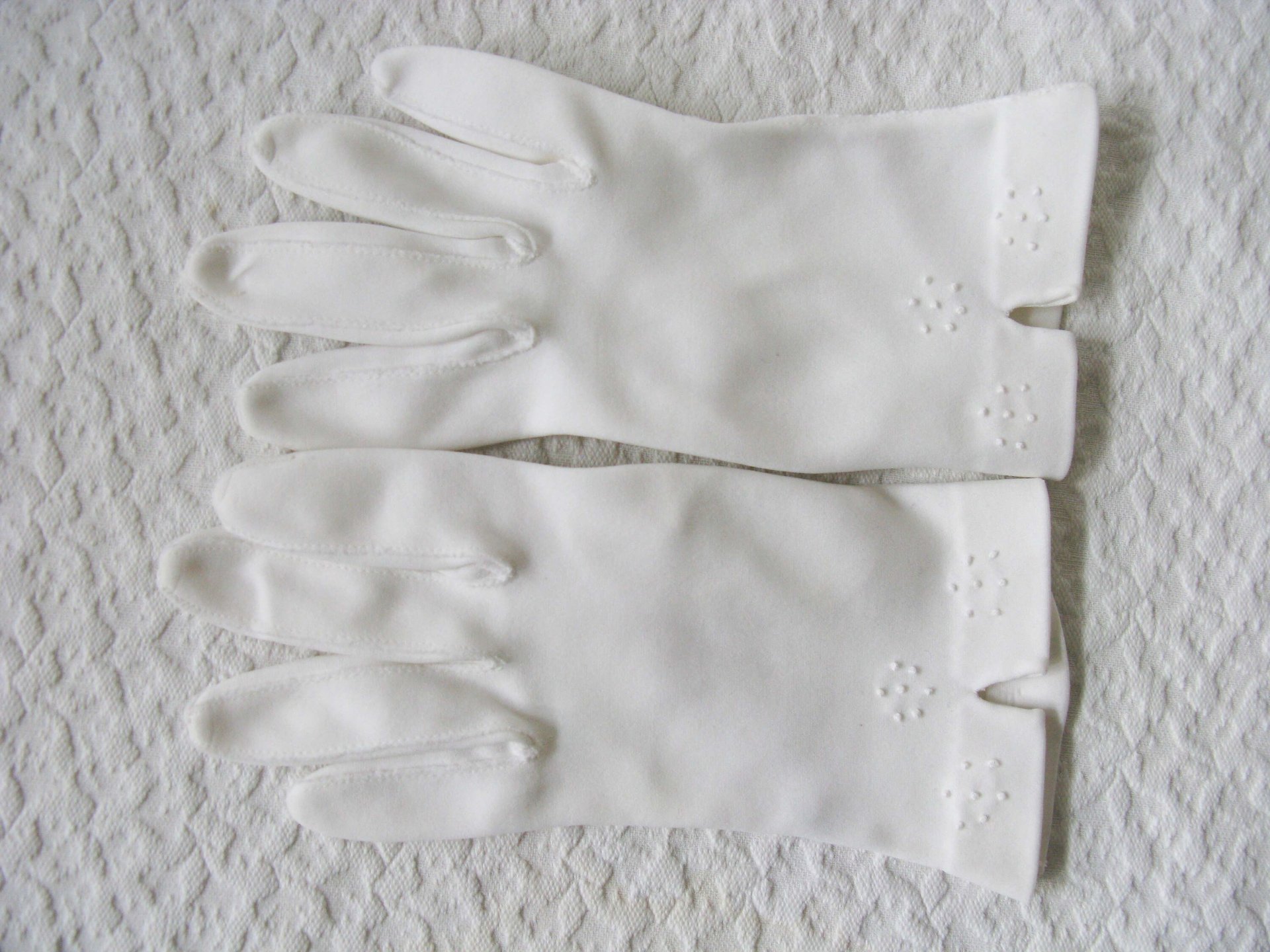 Gloves White Short Italian sz 6+ Retro Vintage Tea Party Elegant Cosplay Downton Miss Fisher Mid Century Style Free Ship US When Roses Bloom