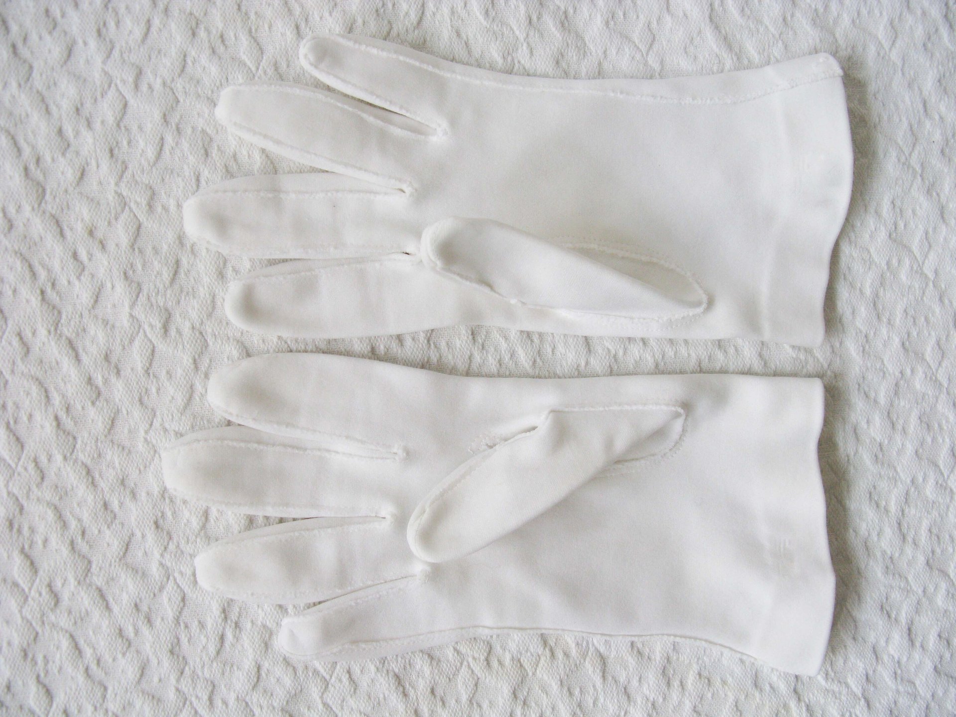 Gloves White Short Italian sz 6+ Retro Vintage Tea Party Elegant Cosplay Downton Miss Fisher Mid Century Style Free Ship US When Roses Bloom