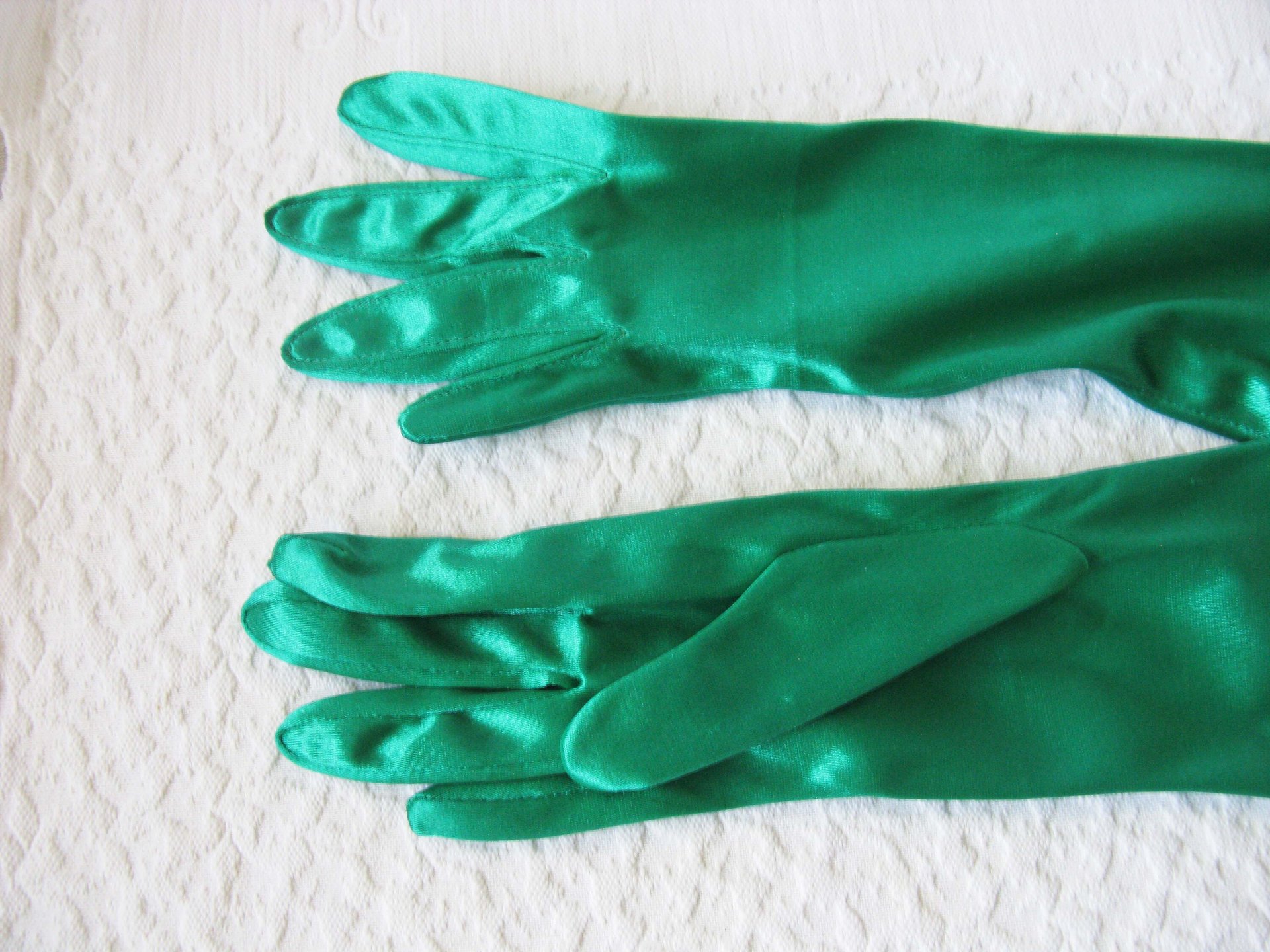 Green Gloves NOS Matinee Vintage Tea Party Retro Mid Century Cosplay Wedding Bride Bridesmaid Afternoon Tea Free Ship US When Roses Bloom