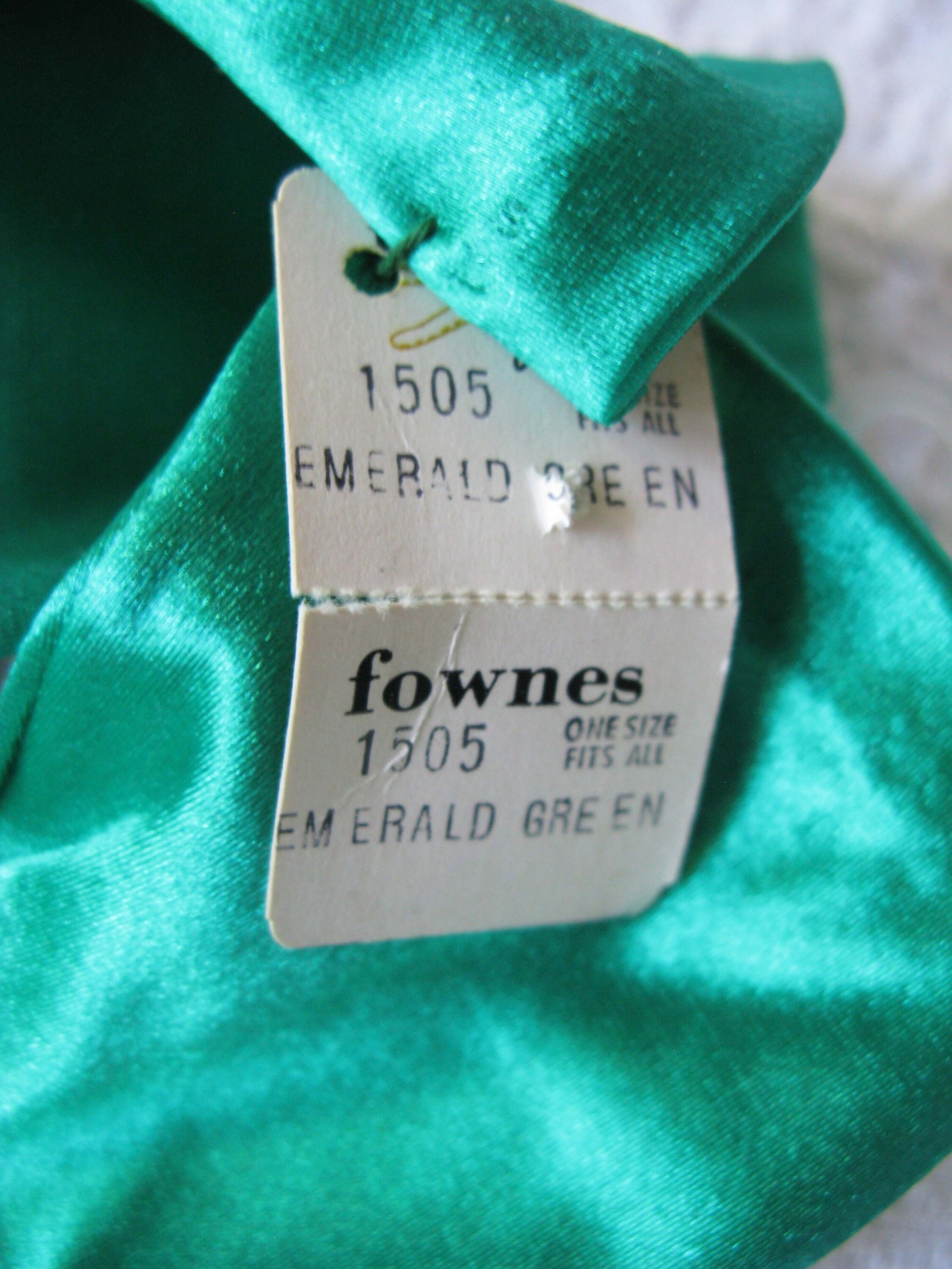 Green Gloves NOS Matinee Vintage Tea Party Retro Mid Century Cosplay Wedding Bride Bridesmaid Afternoon Tea Free Ship US When Roses Bloom