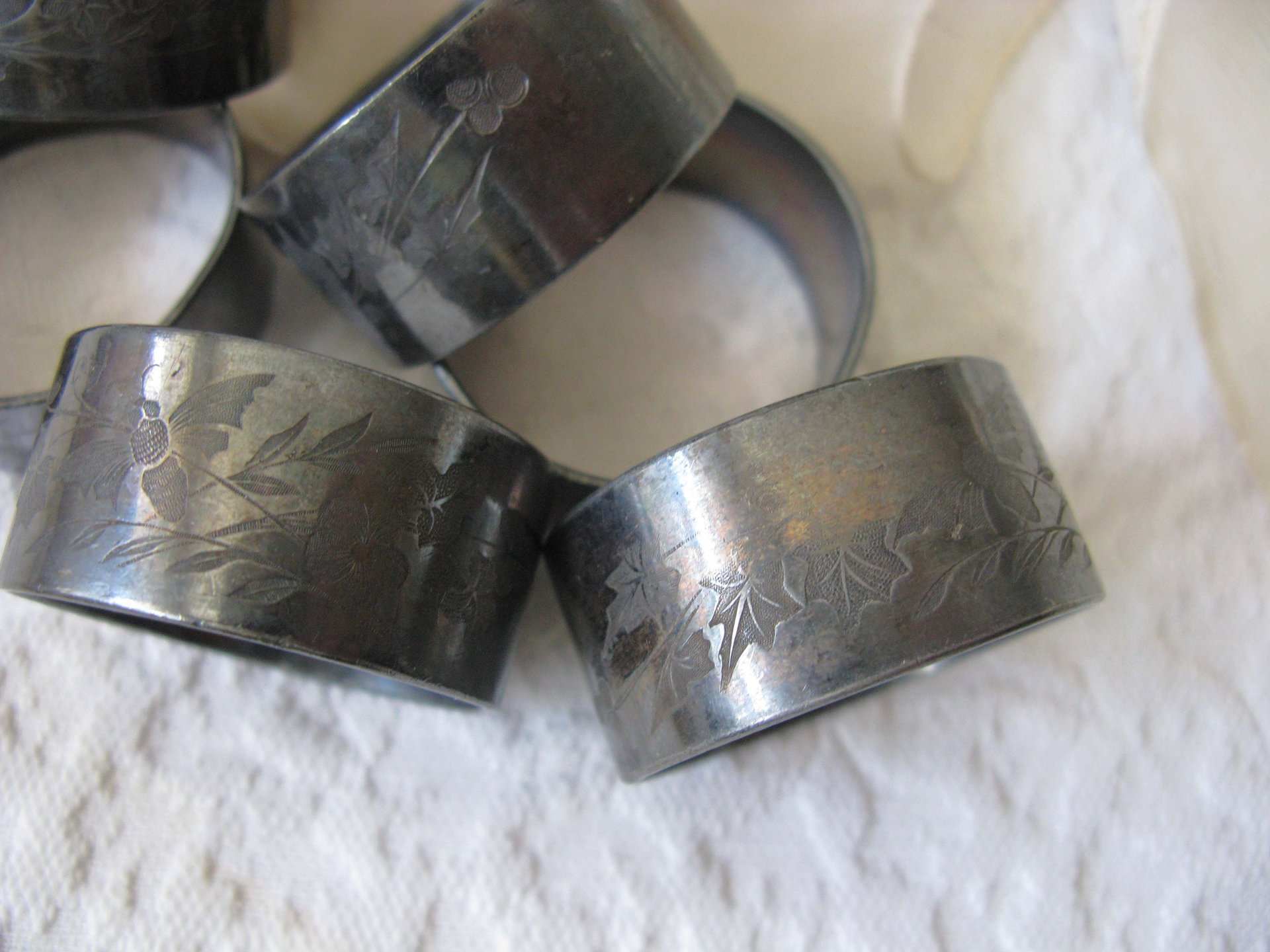 Silver Napkin Rings 6 Vintage Quadruple Plate Tea Gift Aesthetic Style Downton Abbey Classic Farmhouse Cottage Shabby Chic WhenRosesBloom