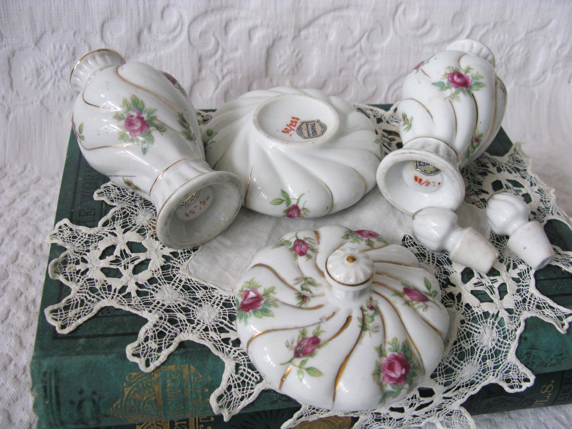 Vintage Perfume Dresser Vanity Set China Roses Thames Japan  Shabby Chic Cottage Farmhouse Romantic Retro Mid Century Urban WhenRosesBloom