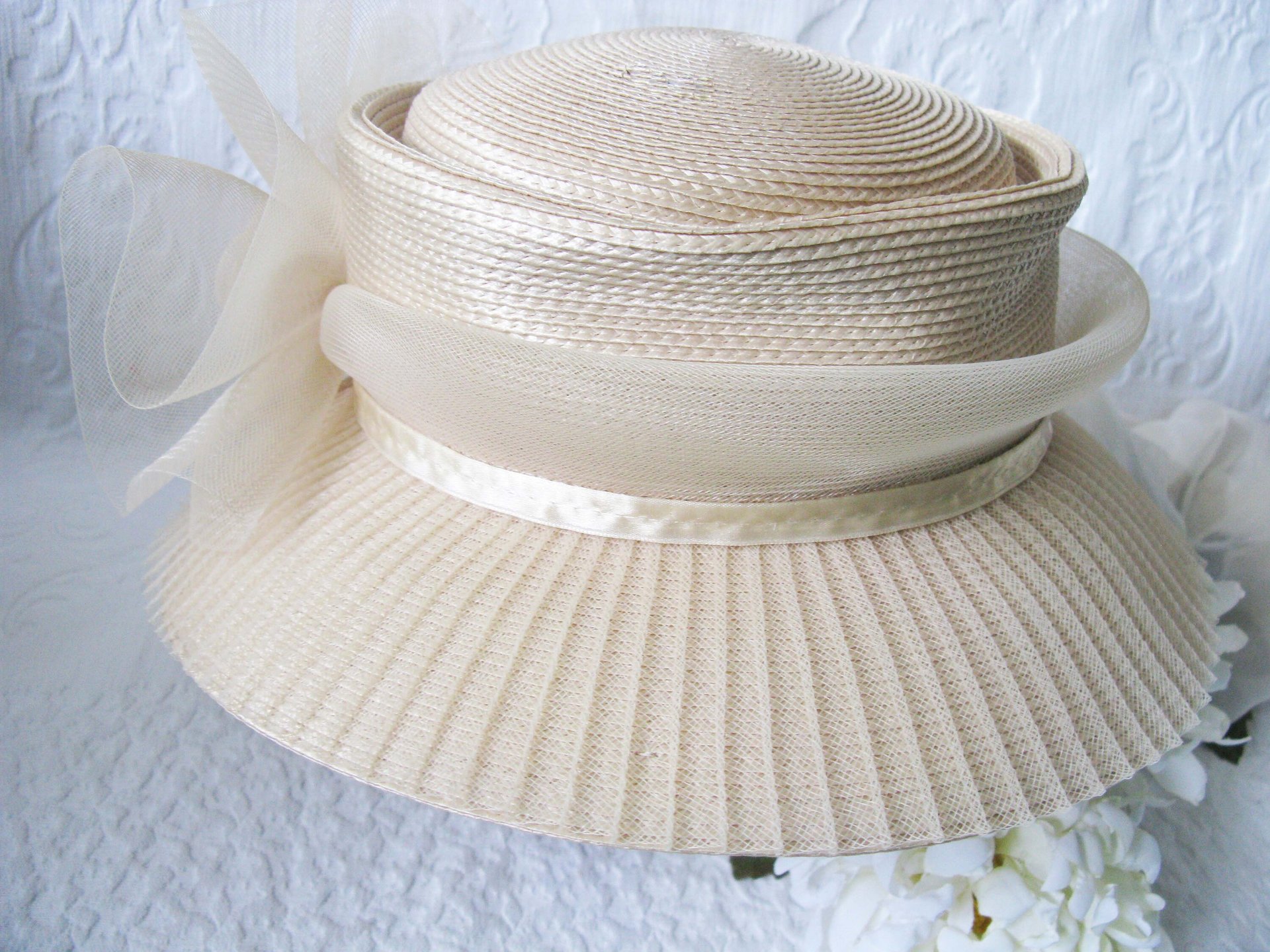 Elegant Hat Mid Century Bridal Retro Dressy Hat Tea Cocktail Party Garden Party Audrey Hepburn Breakfast at Tiffany Cosplay WhenRosesBloom