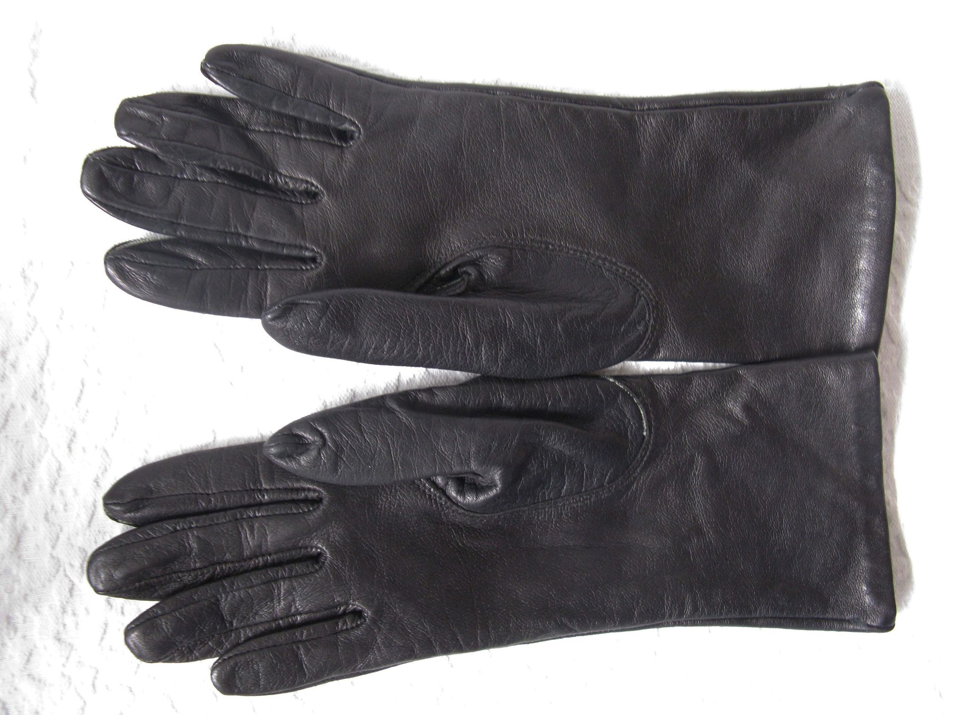 Black Leather Gloves Size 7 Vintage Downton Steampunk Downton  Miss Fisher 50's -60's Cosplay Style Shipping Incl. in USA WhenRosesBloom
