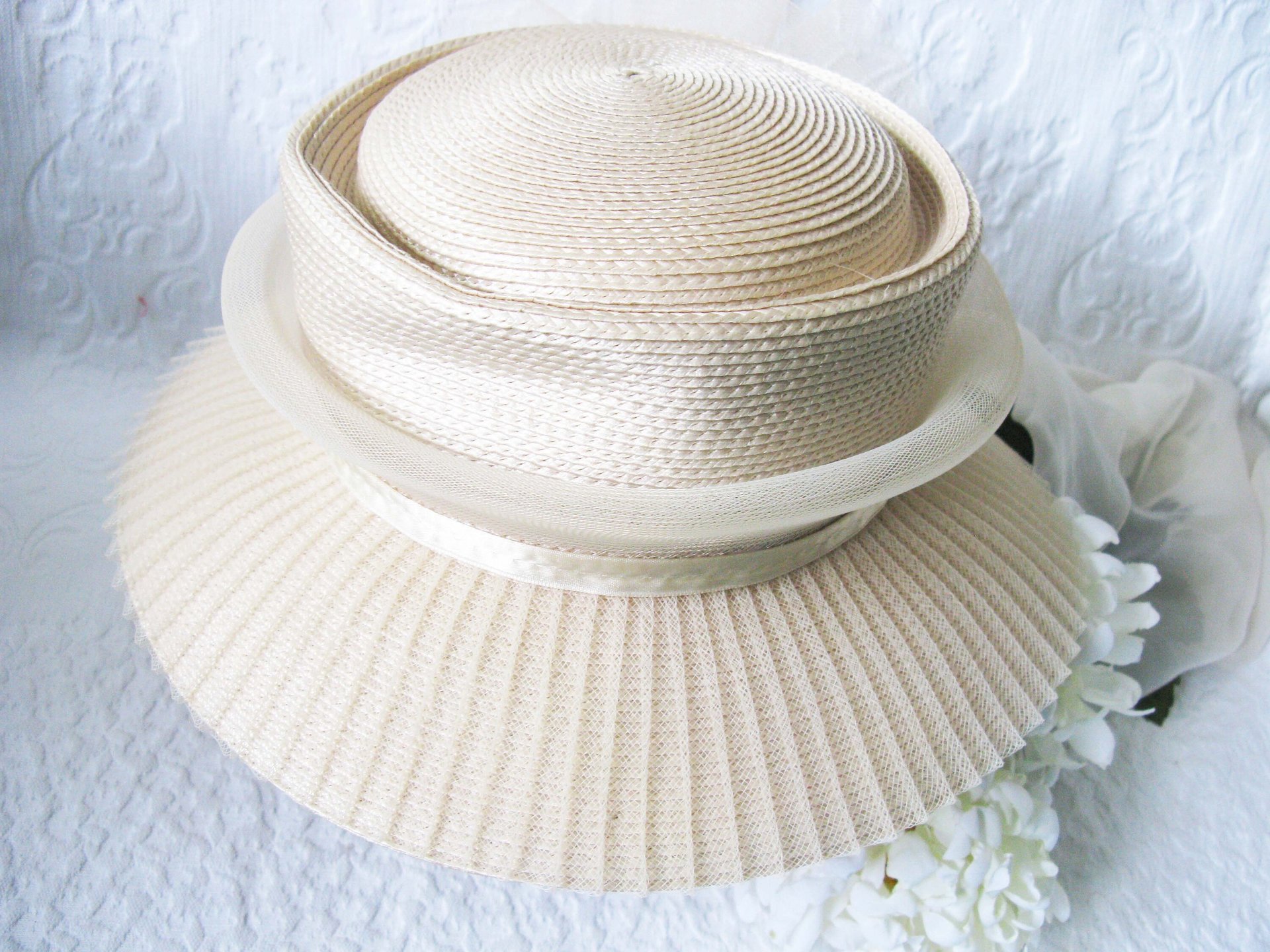 Elegant Hat Mid Century Bridal Retro Dressy Hat Tea Cocktail Party Garden Party Audrey Hepburn Breakfast at Tiffany Cosplay WhenRosesBloom