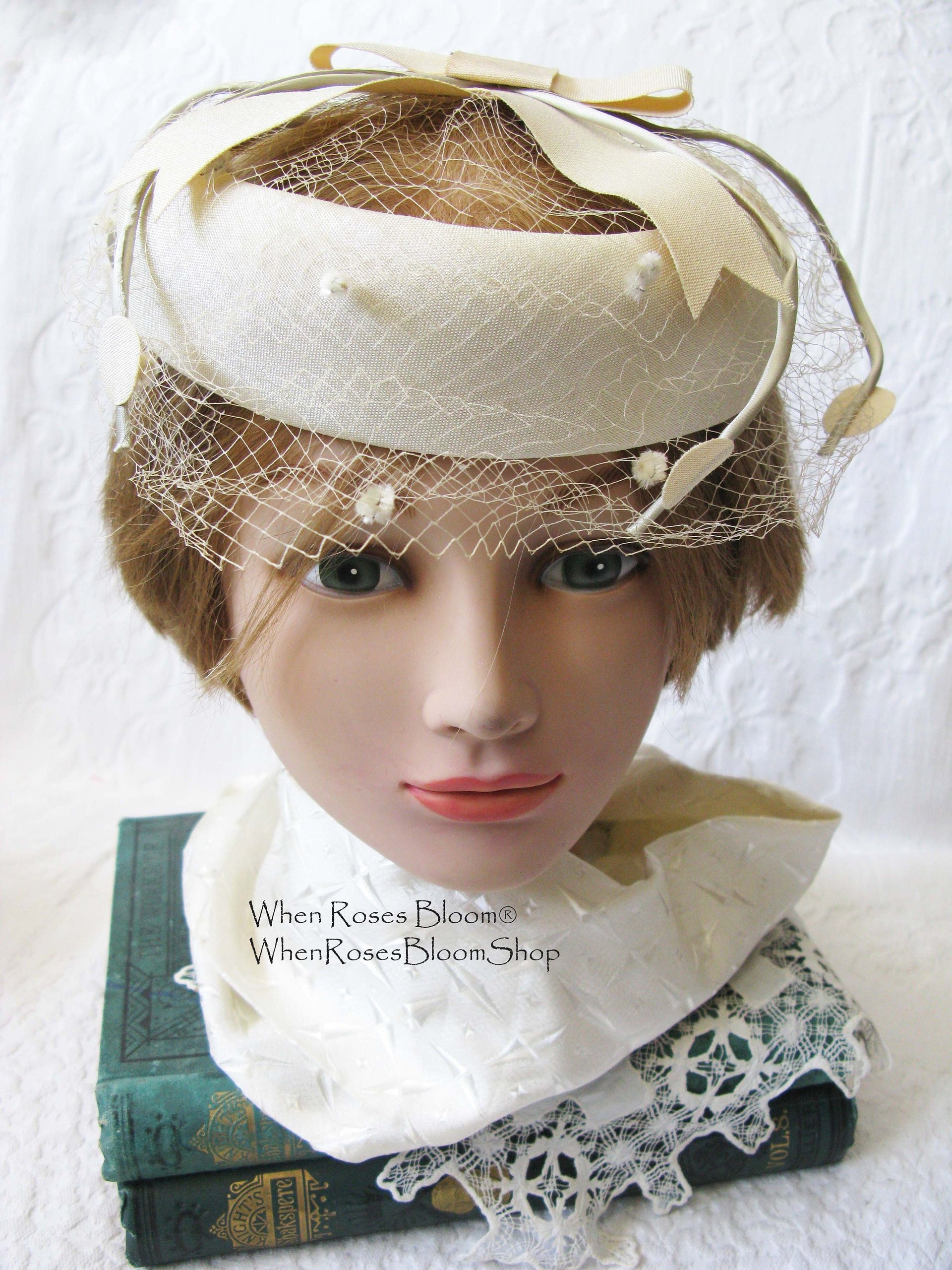 White Hat Vintage Fascinator Cocktail Tea Party Wedding Bridal Ring Circle Hat Net Birdcage Veil Mid Century WhenRosesBloom