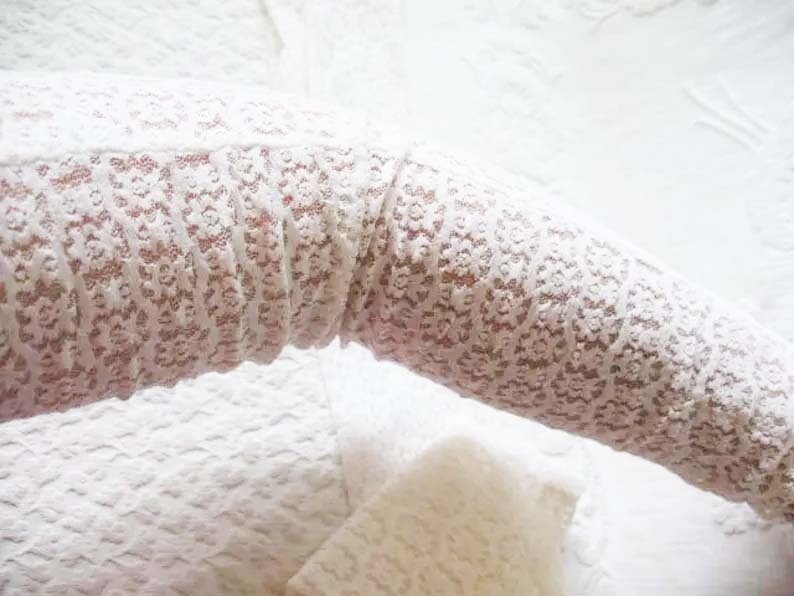 Vintage White Gloves Long Lace Opera Wedding Debutante Mid Century Bride Bridesmaid  Downton J Austen Titanic Free Ship US When Roses Bloom