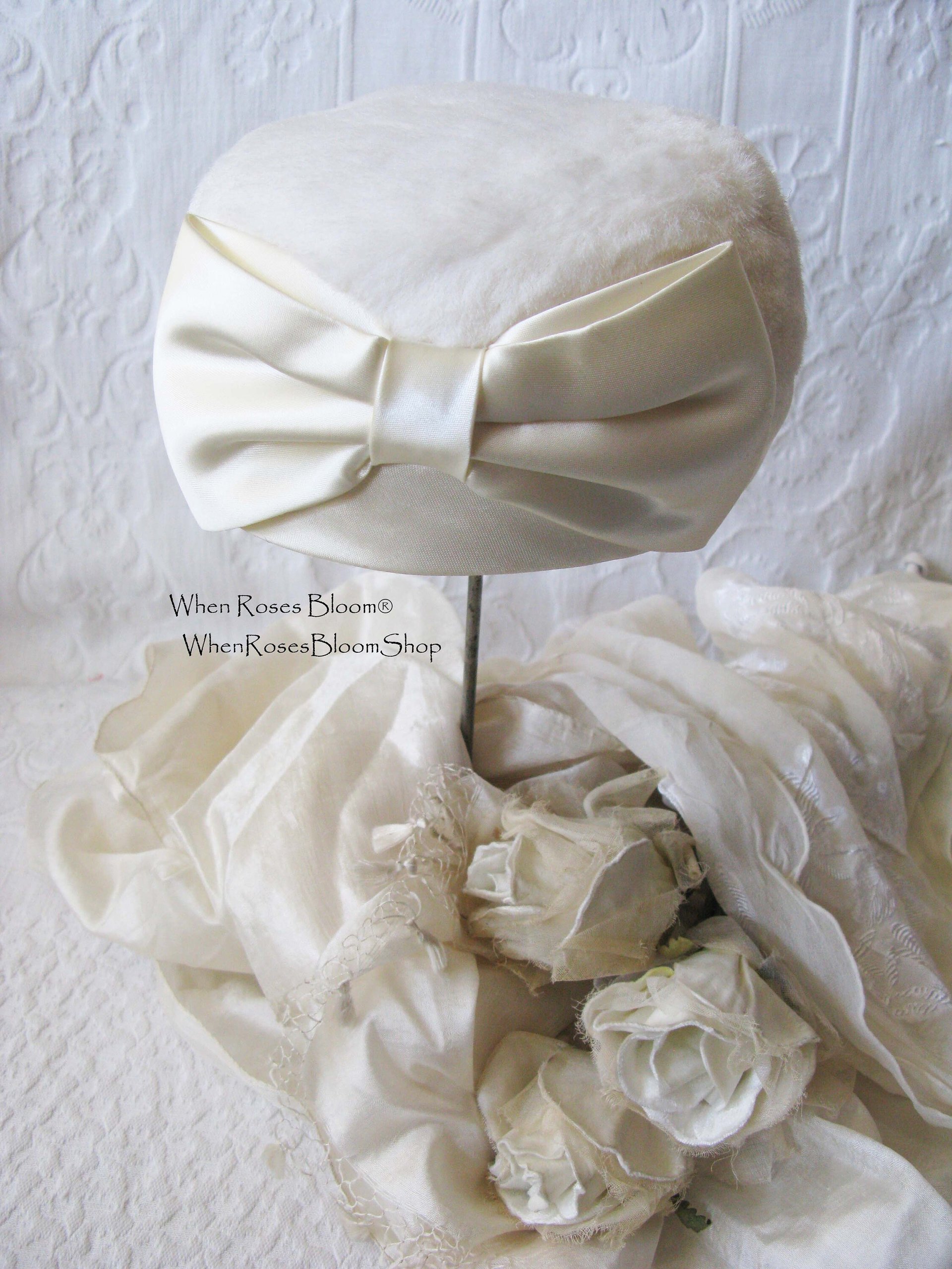 White Pillbox Fur Hat Vintage Toque w/Bow Classic Cocktail Pillbox Bellhop Toque Elegant Jackie O Style 1950s-50s Cosplay WhenRosesBloom
