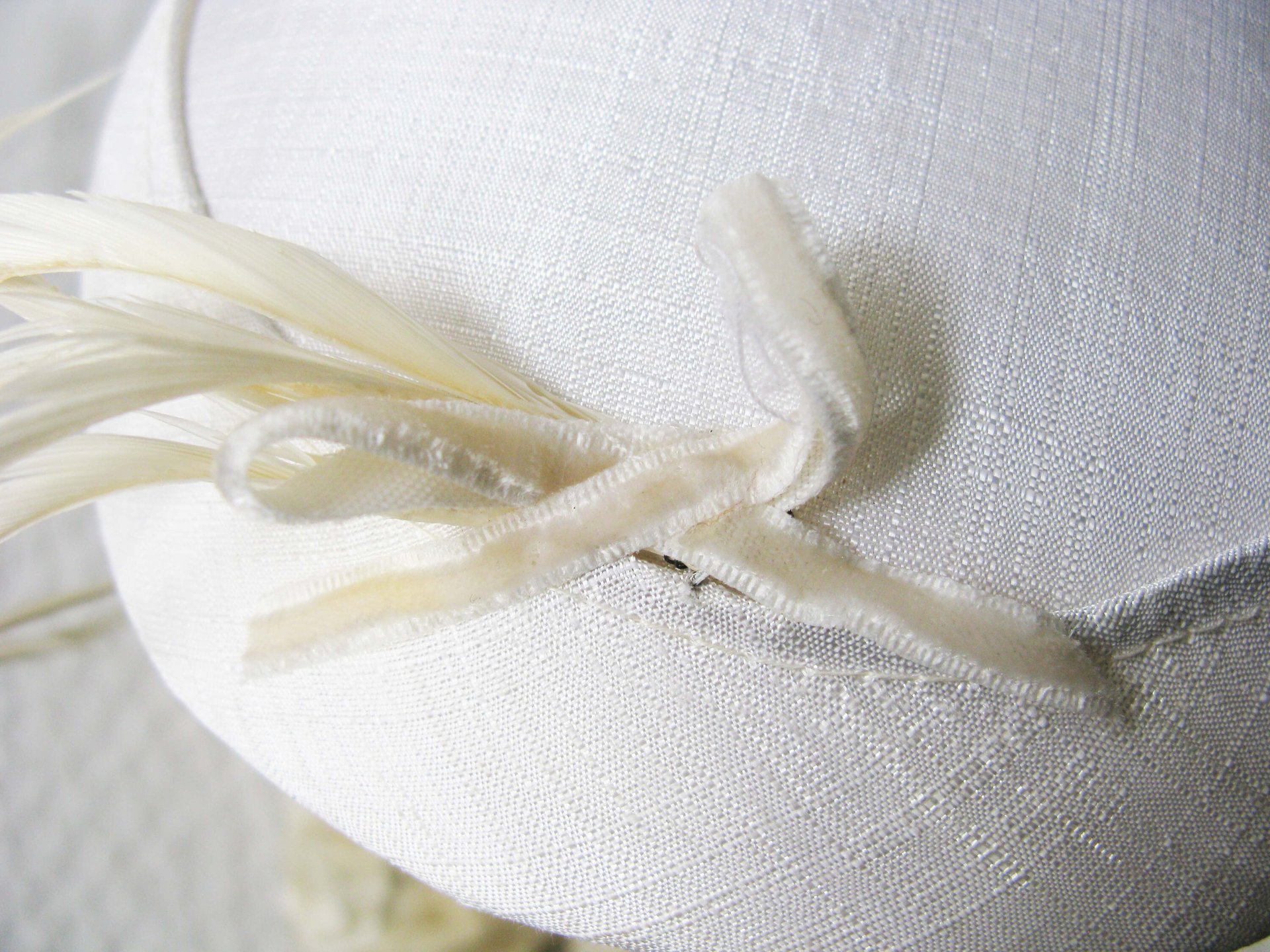 Vintage Hat White Fascinator Cocktail Tea Party Wedding Bridal Art Deco Gatsby Hat w/Feathers Mid Century WhenRosesBloom