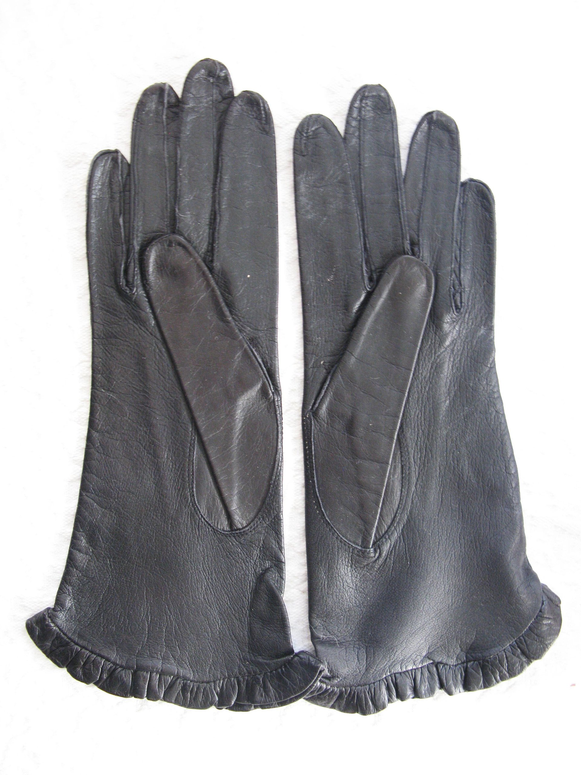 Black Gloves Sz 6 Kid Leather Ruffle Vintage Downton Miss Fisher Elegant Steampunk Cosplay Mid Century Harzfeld FREE Ship US  WhenRosesBloom