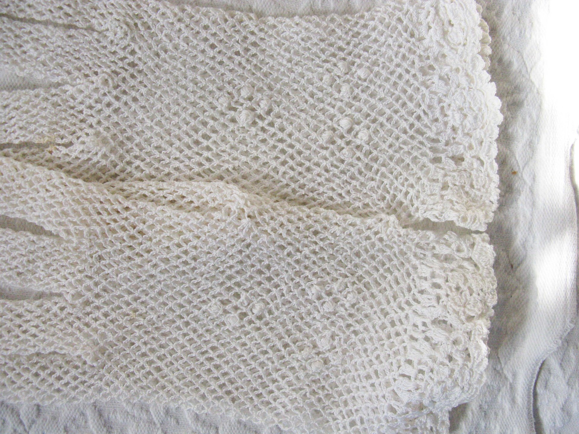 Vintage Gloves White Crochet Fishnet Elegant Tea Party Vintage Retro Wedding Bridesmaid 1st Communion Victoria Downton WhenRosesBloom