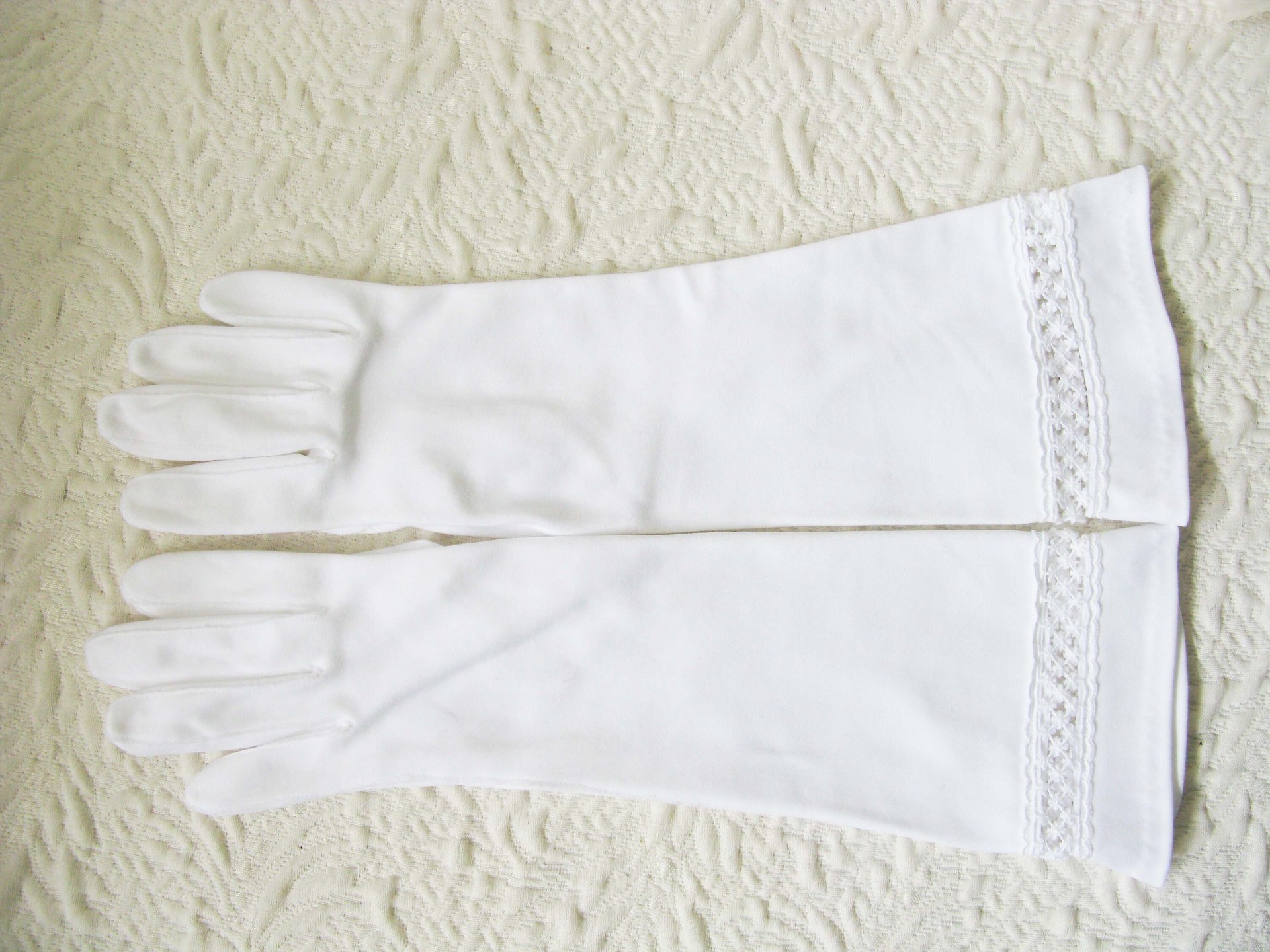 Vintage White Gloves Matinee Forearm Length Wedding Classic Retro Mid Century Bride Bridesmaid Downton Austen Cosplay When Roses Bloom