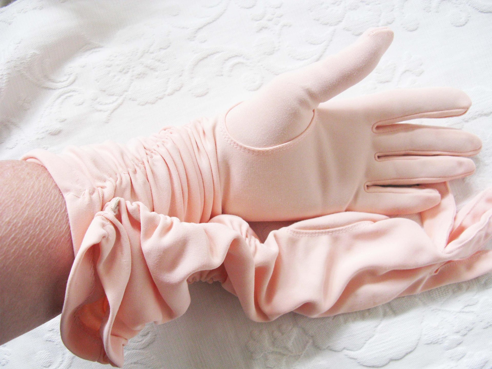 Vintage Pink Gloves Size 7 1/2 gathered wrist accent Tea Party Dance  Mid Century Audrey Hepburn Style NOS New old stock WhenRosesBloom
