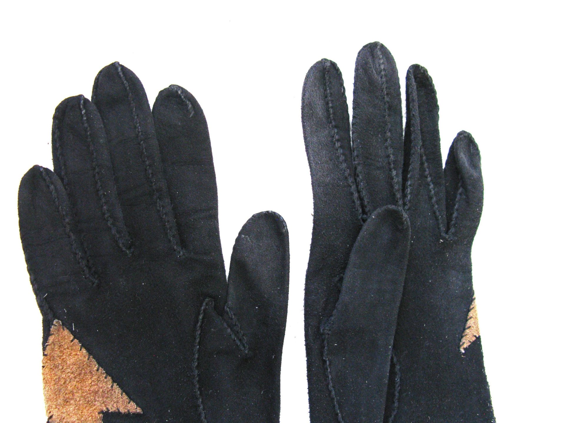 Vintage French Suede Leather Gloves, Arrow Applique - 1940s Viola Einberger