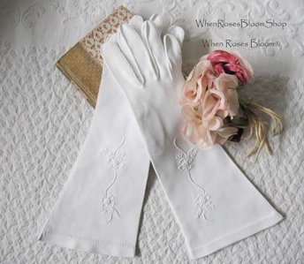 Vintage White Gloves Wedding Tea Dinner Dance Retro Mid Century Bride Bridesmaid Downton Austen Titanic FREE SHIP US    When Roses Bloom