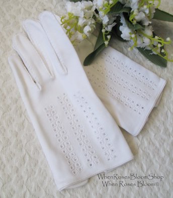 Vintage White Gloves Sz 6.5 Tailored Retro Tea Mid Century Wedding Bride Bridesmaid Downton Miss Fisher Cosplay WhenRosesBloom