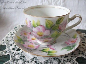 Vintage Tea Cup Pink Roses Japan  Mid Century Retro TeaTime Gift Hand Painted Classic Tea  Downton Abbey Shabby Chic WhenRosesBloom