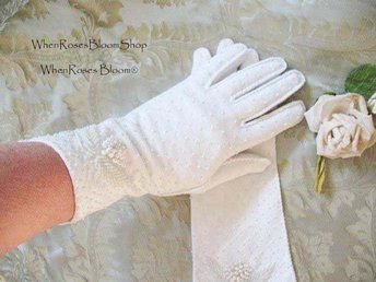 Gloves White Beads Size 6.5 Vintage Wedding Tea Dance Evening Retro Mid Century Hollywood Glamour Cosplay Free Ship US   WhenRosesBloom