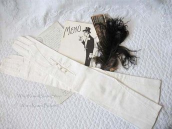 Gloves White  Sz 7 Formal Debutante Presentation Italian Kid Leather NOS Elegant Wedding Dance Austen Retro Hollywood Glamour WhenRosesBloom
