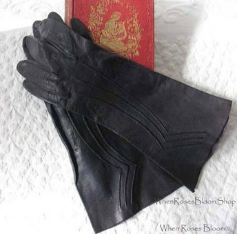 Vintage Blue Gloves Leather Navy Retro Mid Century NOS new old stock Soft Leather Classic Tailored Matinee Free Ship US WhenRosesBloom