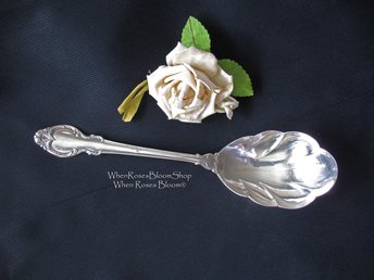 Vintage Silver Spoon Dessert Salad Berry Silver Fashion 1957 Holmes & Edwards Tea Gift  Shabby Cottage Decor WhenRosesBloom