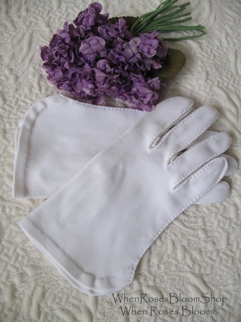 Vintage White Gloves for Tea Party 1st Communion Wedding Bride Bridesmaid Retro Mid Century Style Free Ship in US WhenRosesBloom