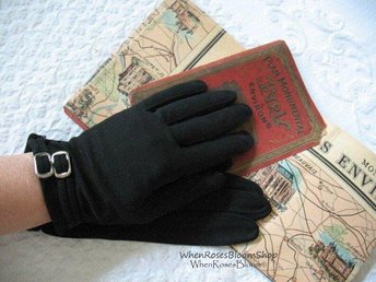 Vintage Black Gloves  Sz 7 1/2  NOS Driving Gloves Mid Century Retro Audrey Hepburn Hollywood Glamour Steampunk  Free Ship US WhenRosesBloom