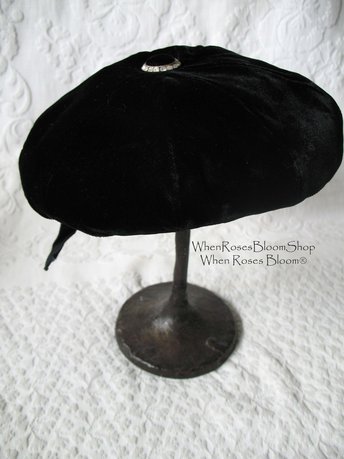 Vintage Hat Black Velvet Beret Eastern Airlines Stewardess Uniform Mid Century Pill Box 1960s Steampunk Cosplay Hat WhenRosesBloom