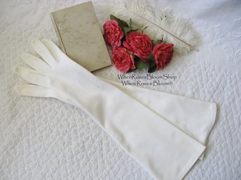 Vintage White Gloves Matinee Wedding Tea Retro Mid Century Bride Downton Titanic Jane Austen Cosplay  Free Ship  US When Roses Bloom