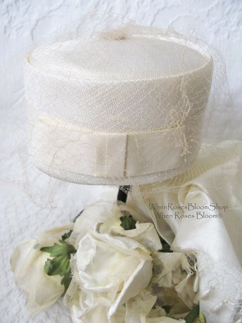 White Pillbox Hat Vintage Toque w/Bow Classic Cocktail Pillbox Bellhop Toque with Elegant Jackie O Style 1950s-60s Cosplay WhenRosesBloom
