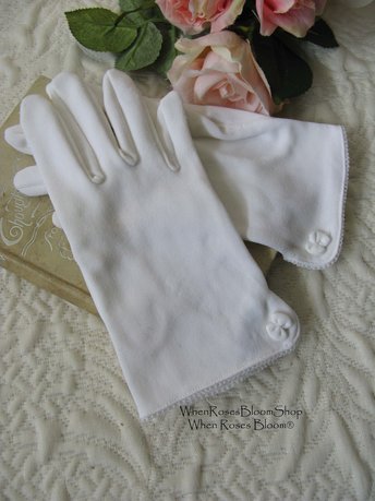 Vintage Little Girl Gloves White Nylon with bows When Roses Bloom®